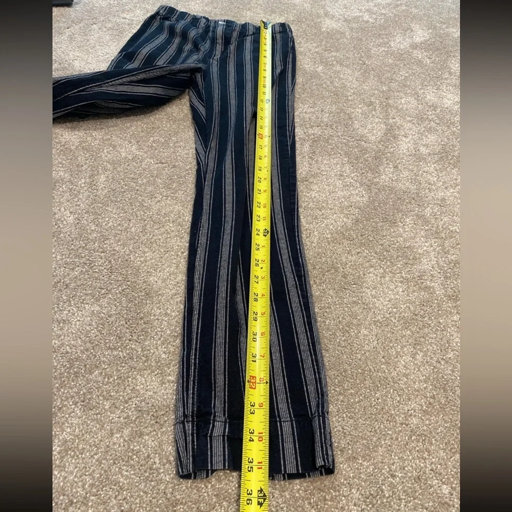 Brandy Melville Black and‎ Grey Striped Pants